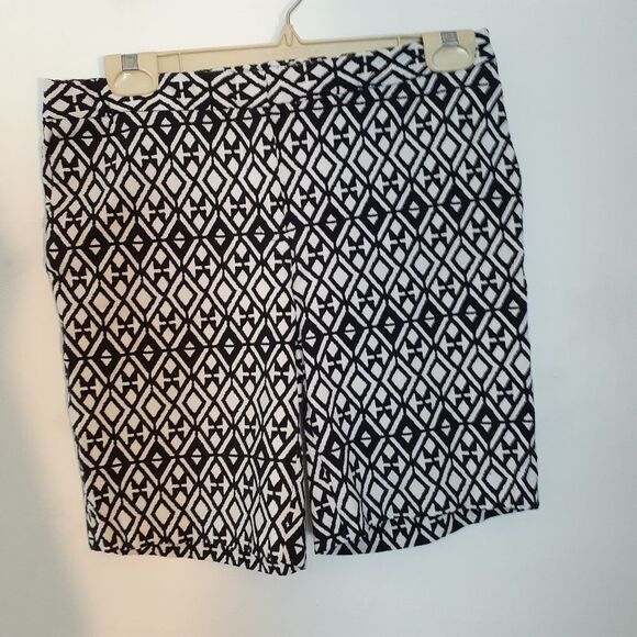 Mario serrani shorts 4 6 s black white geometric rayon blend stretch summer - Picture 5 of 6